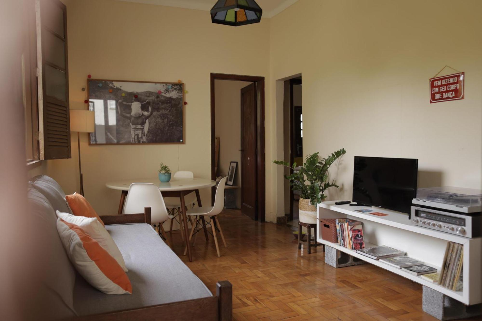 בלו הוריזונטה Quarto Casal Com Janela Casa Caramel מראה חיצוני תמונה